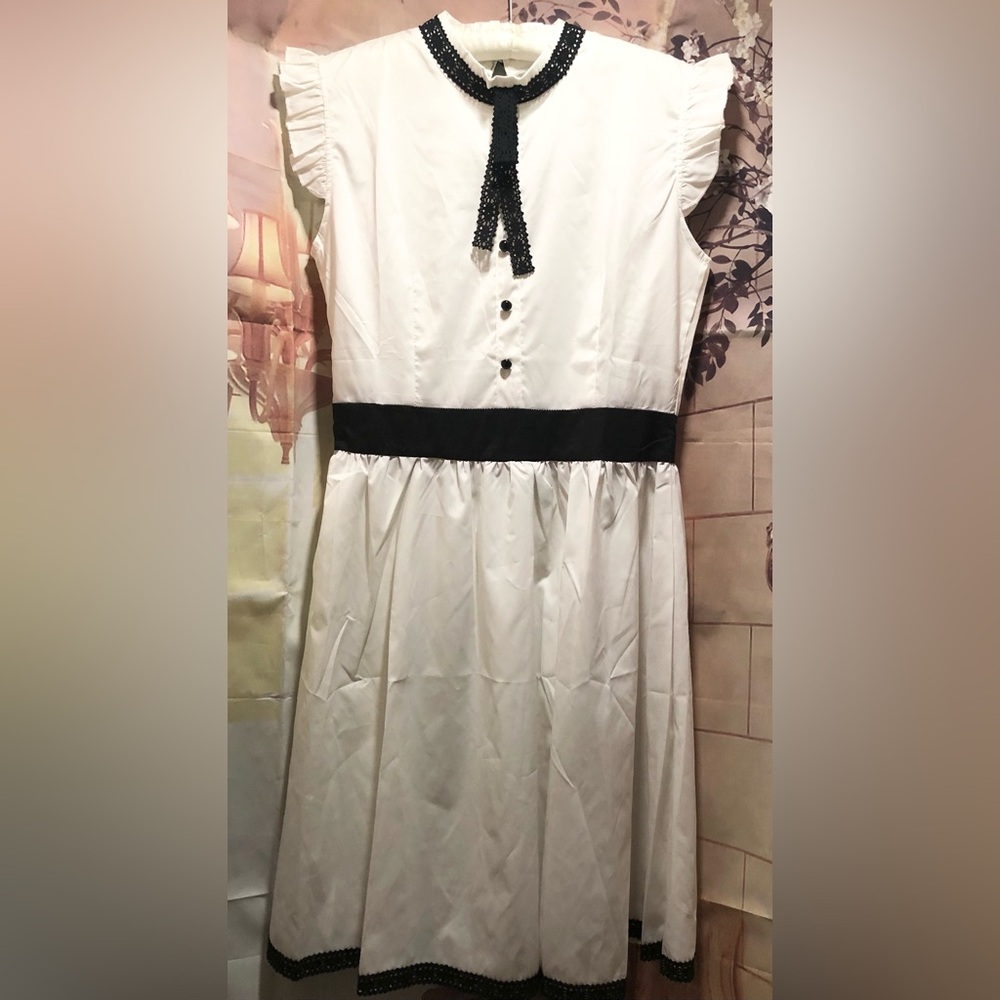 NWOT Black & White Dress S M 8-10